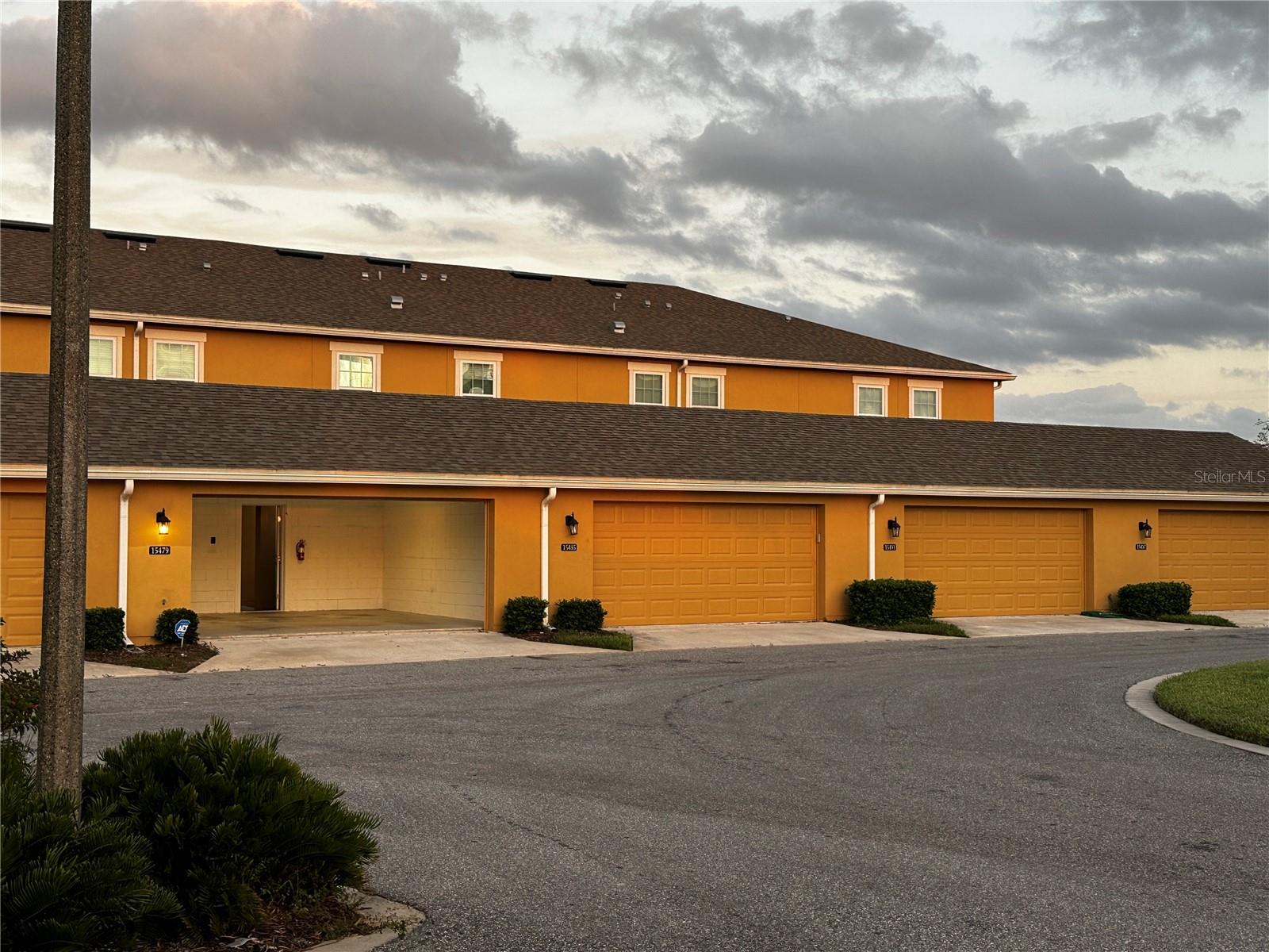 Image 16 of 39 For 15479 Sugar Citrus Drive