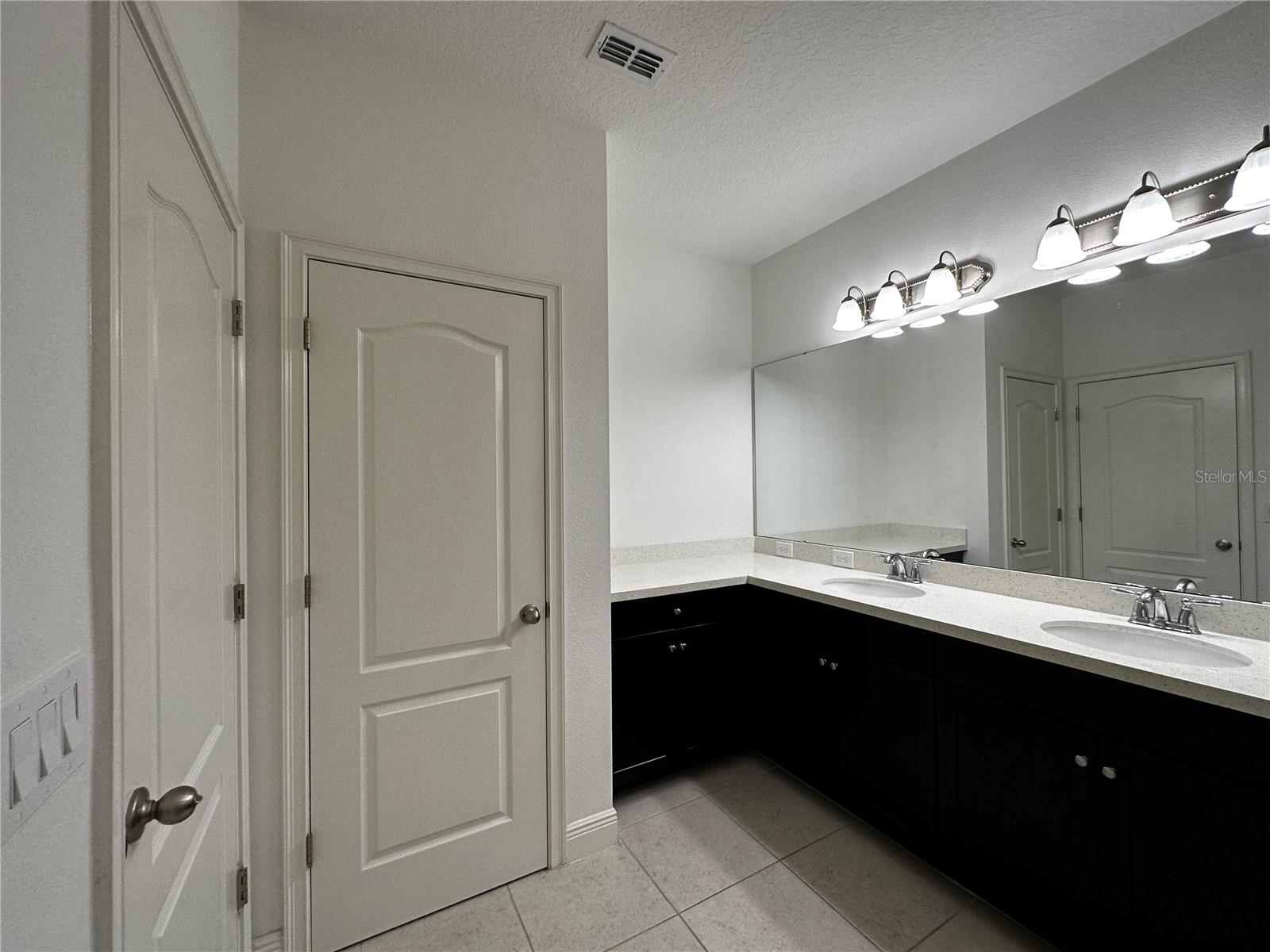 Image 23 of 39 For 15479 Sugar Citrus Drive