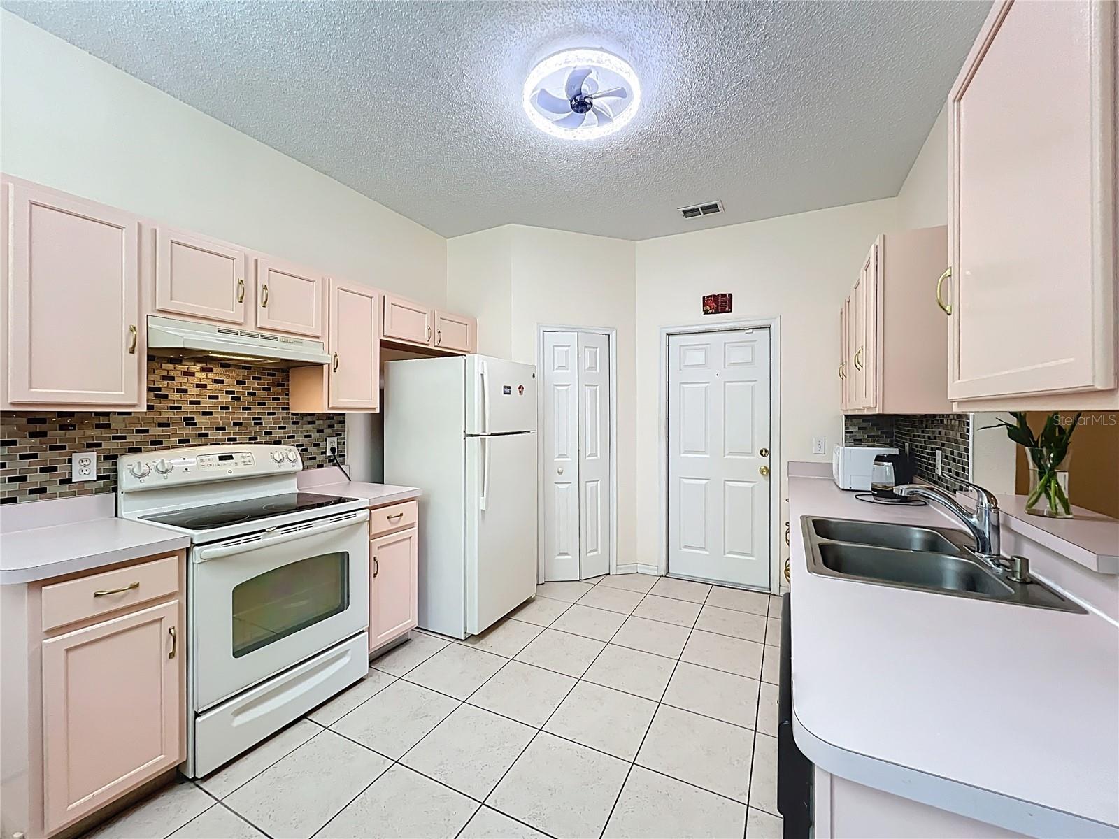 Image 15 of 43 For 4687 Westgrove Way