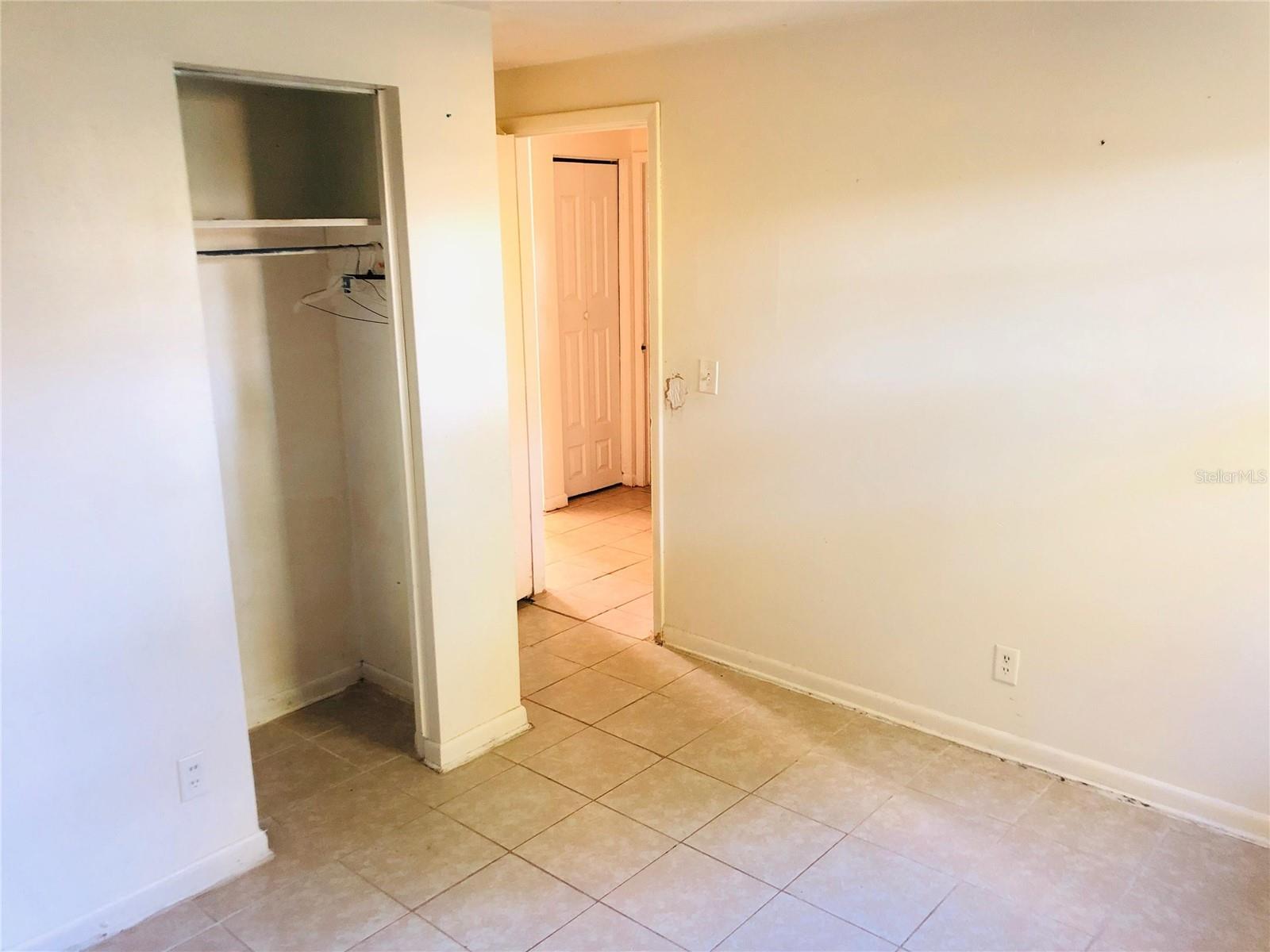 Image 6 of 8 For 210 Lee Drive