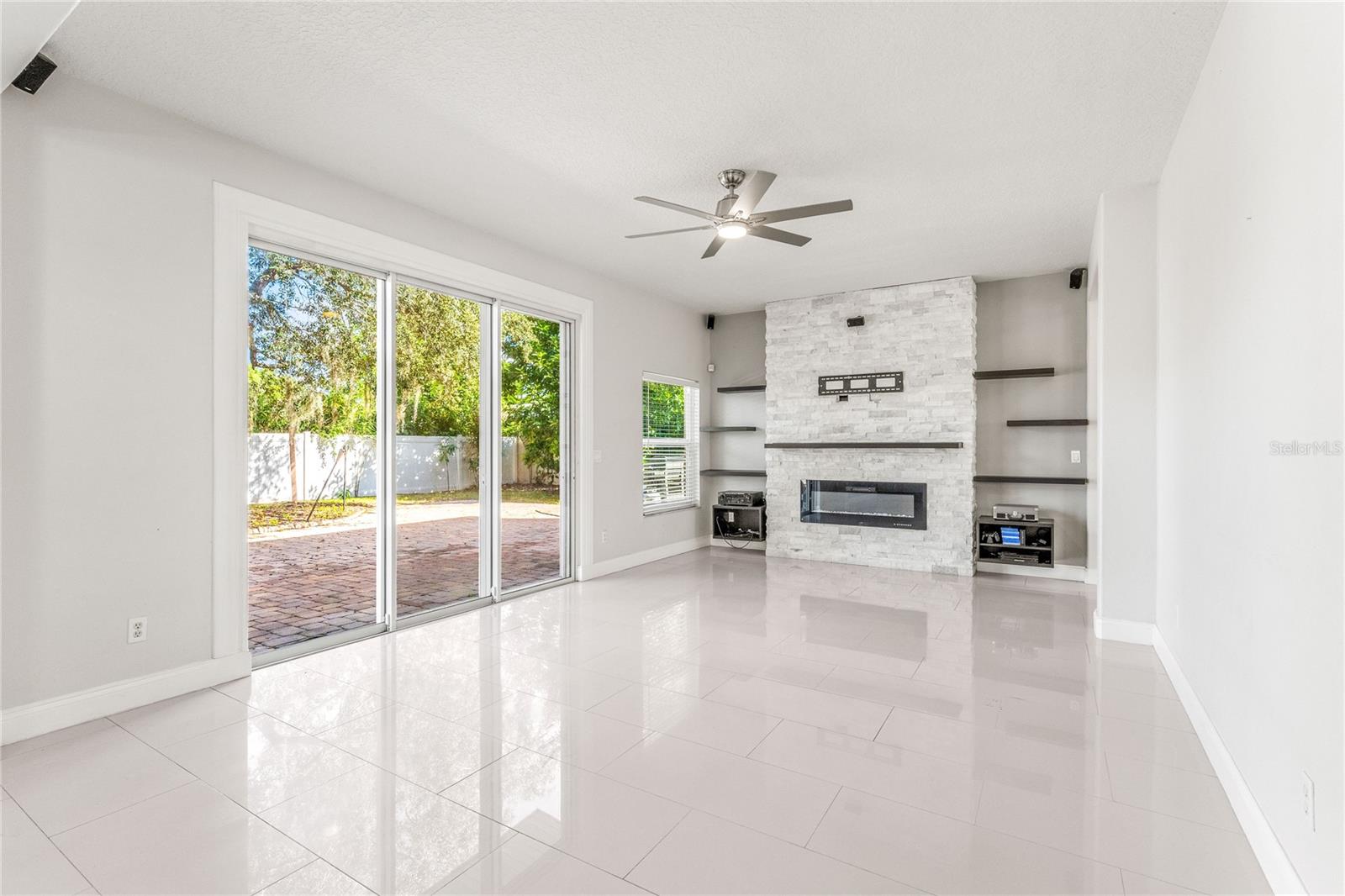 Image 7 of 22 For 4513 Seafarer Way