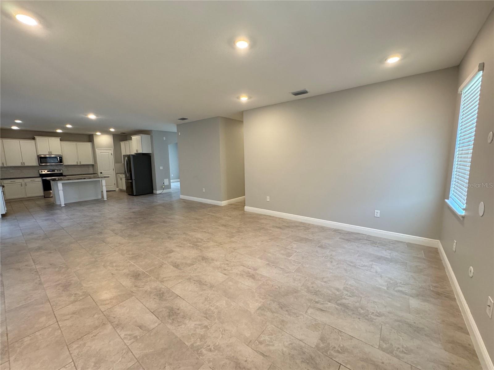 Image 18 of 64 For 1381 Bering Road