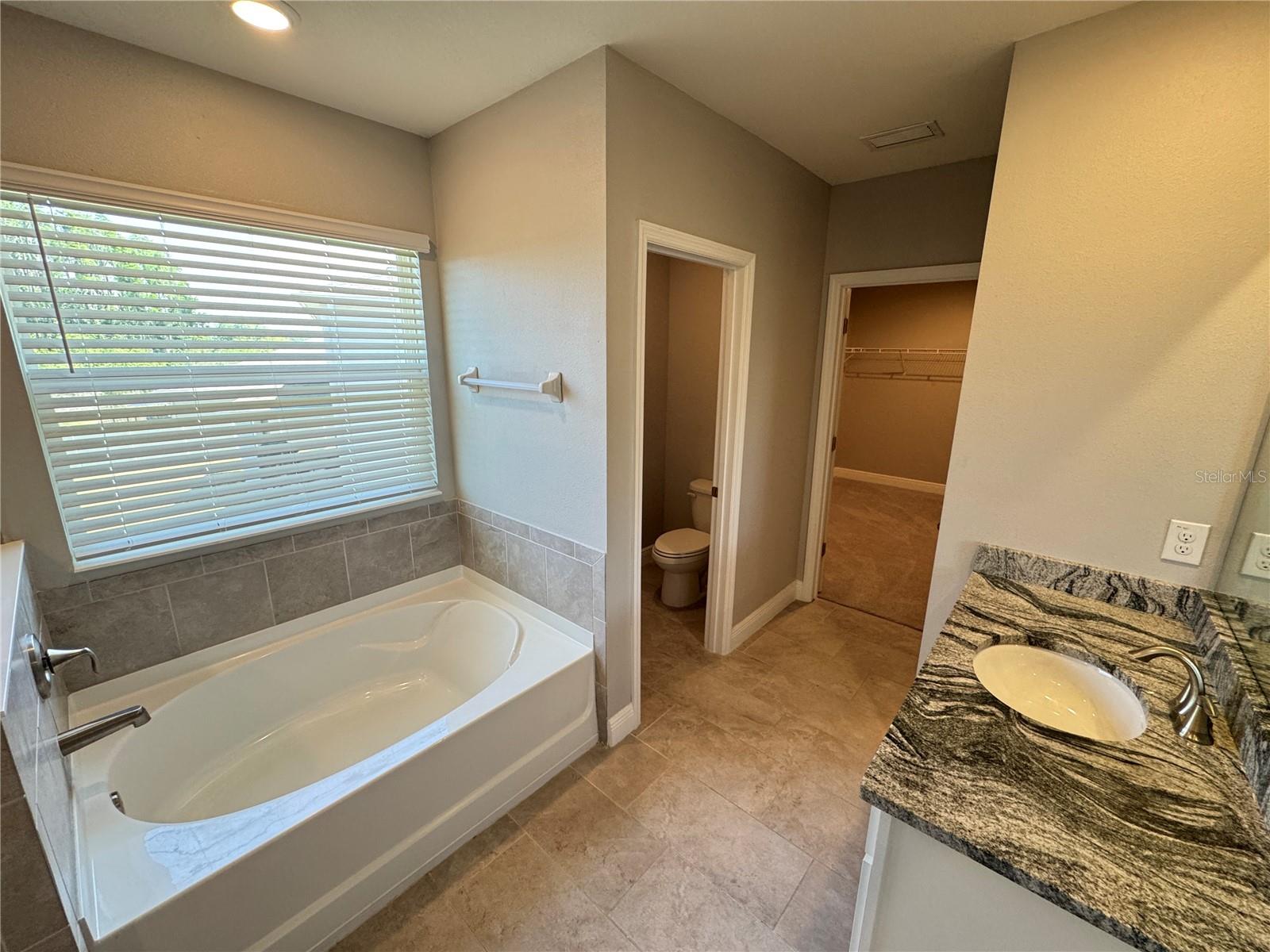 Image 49 of 64 For 1381 Bering Road