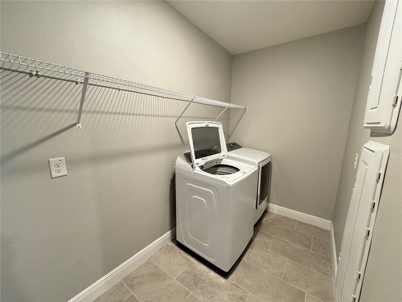 Image 57 of 64 For 1381 Bering Road