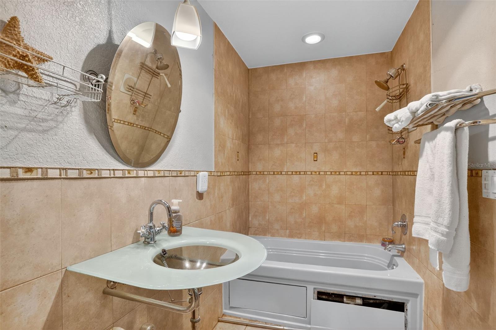 Image 11 of 18 For 1508 Balmy Beach Drive