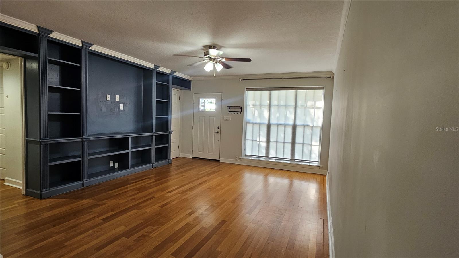 Image 3 of 11 For 125 Miller Street