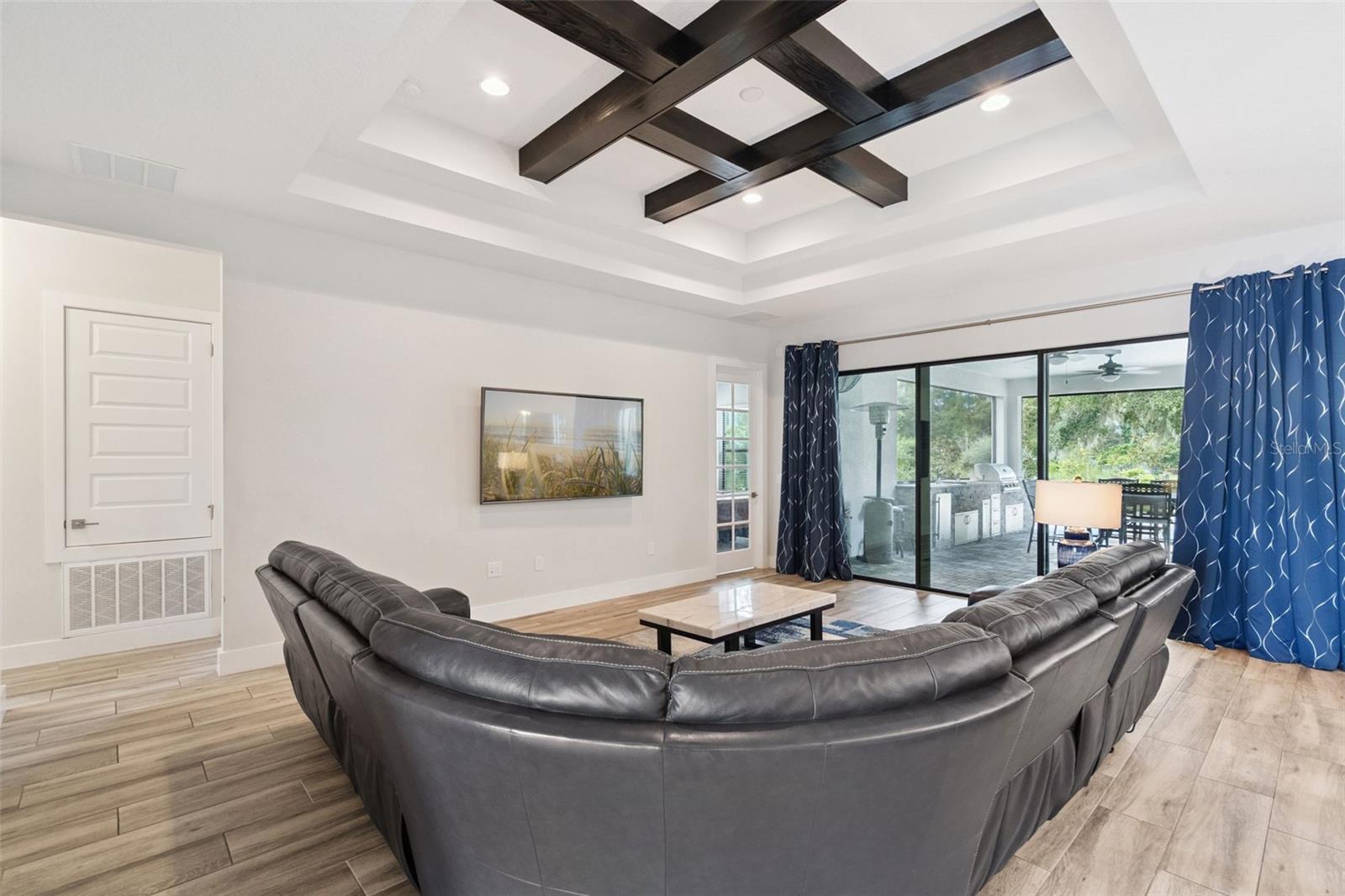 Image 14 of 92 For 32139 Red Tail Boulevard