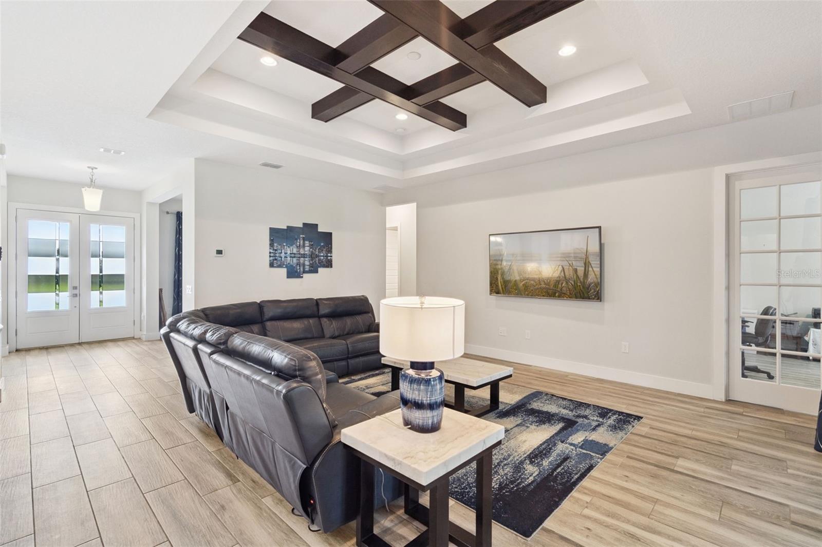 Image 17 of 92 For 32139 Red Tail Boulevard