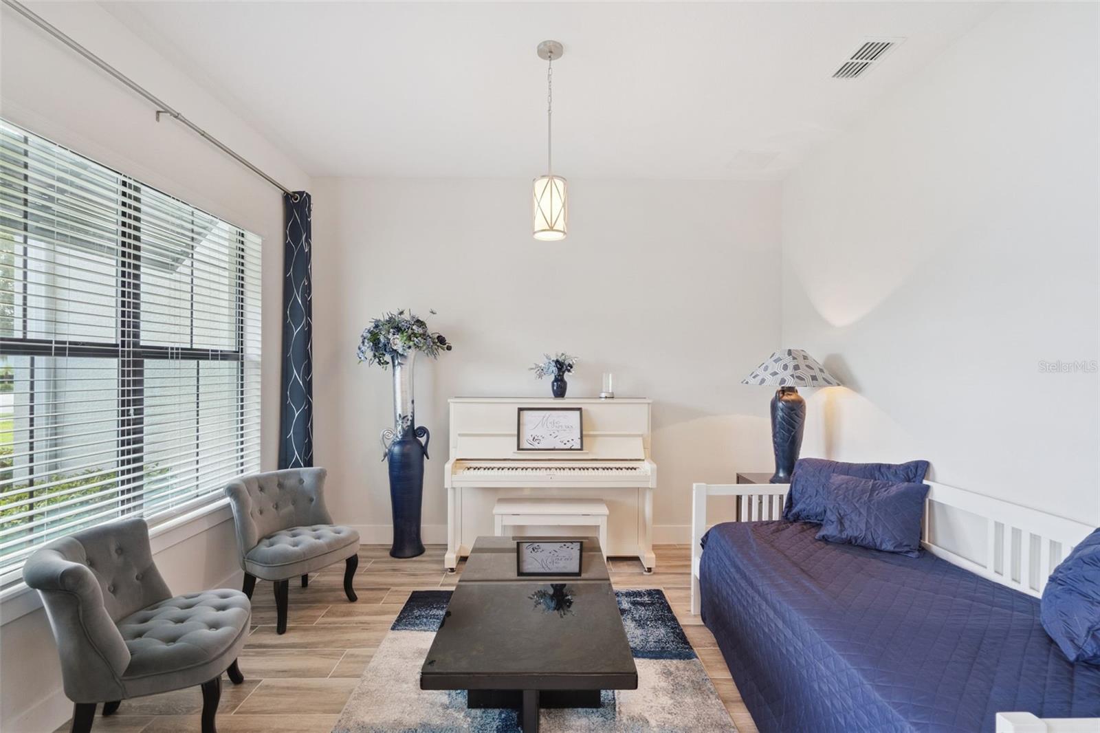 Image 4 of 92 For 32139 Red Tail Boulevard