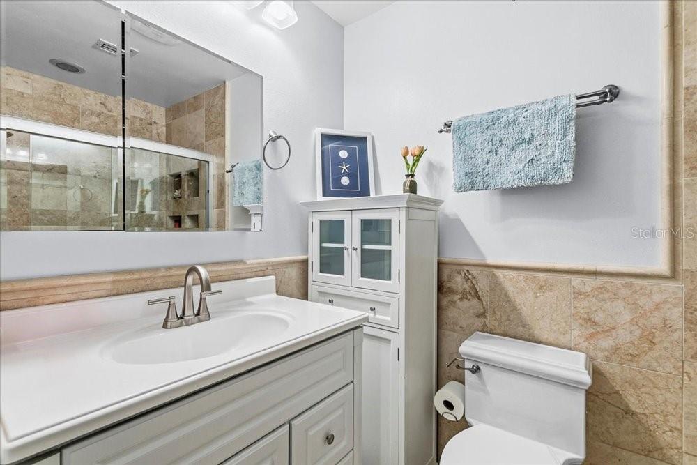 Image 18 of 25 For 440 Newton Place