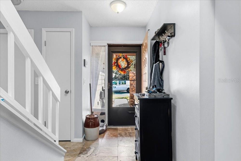 Image 8 of 25 For 440 Newton Place