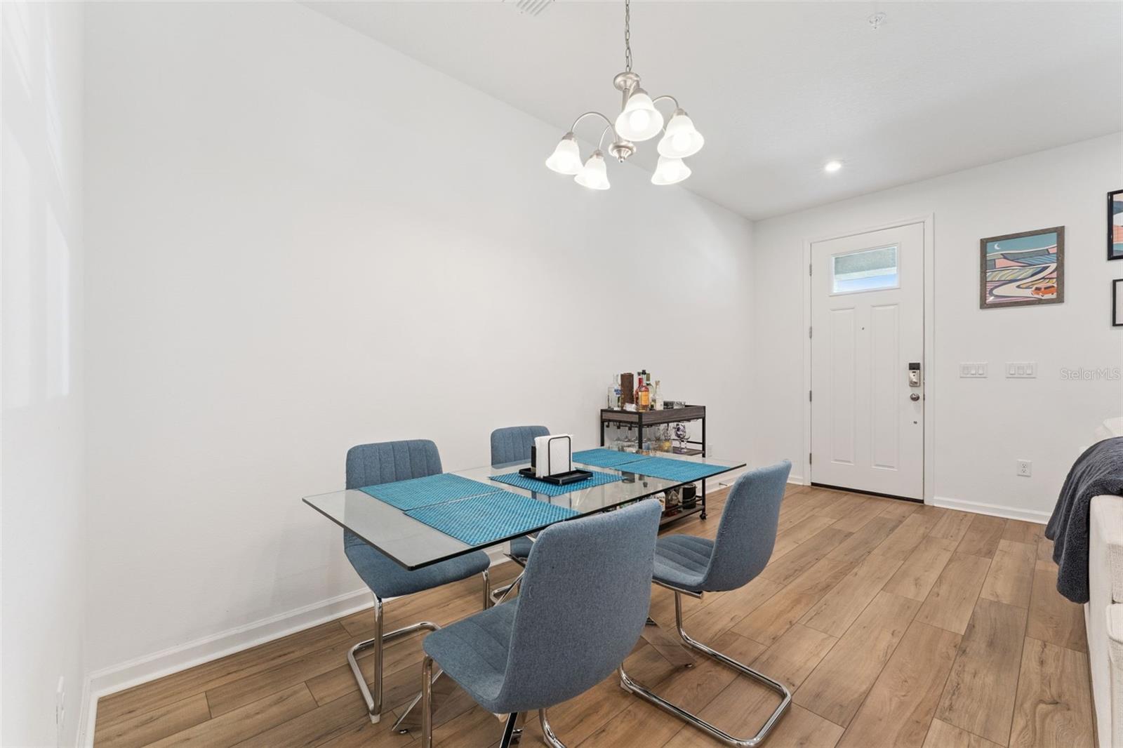 Image 3 of 48 For 7720 Clove Hitch Way