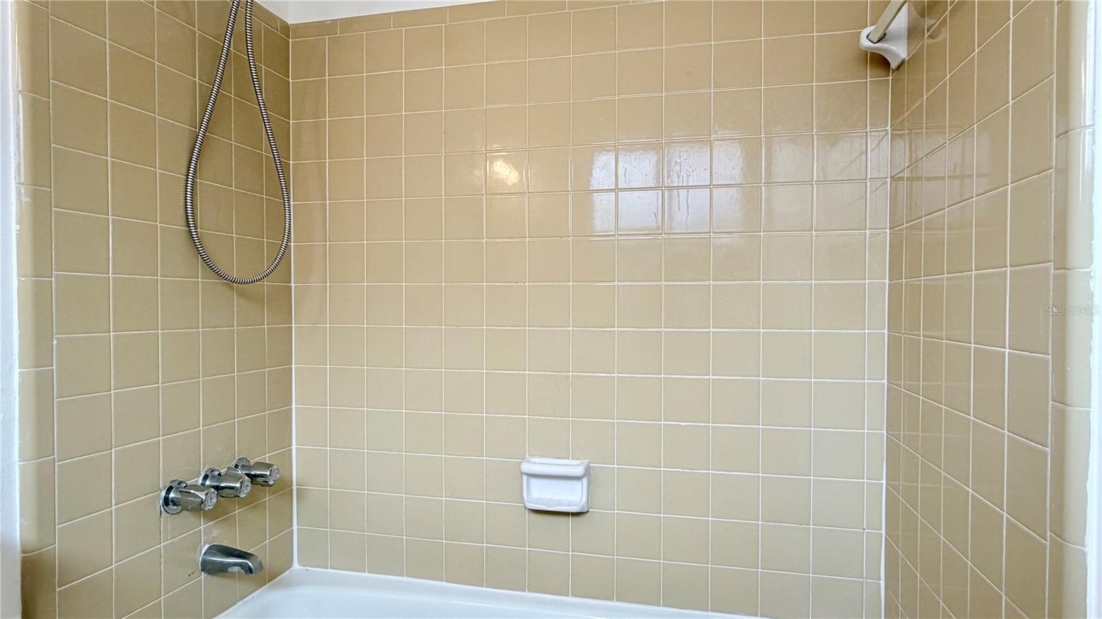 Image 12 of 25 For 302 Soldier Square