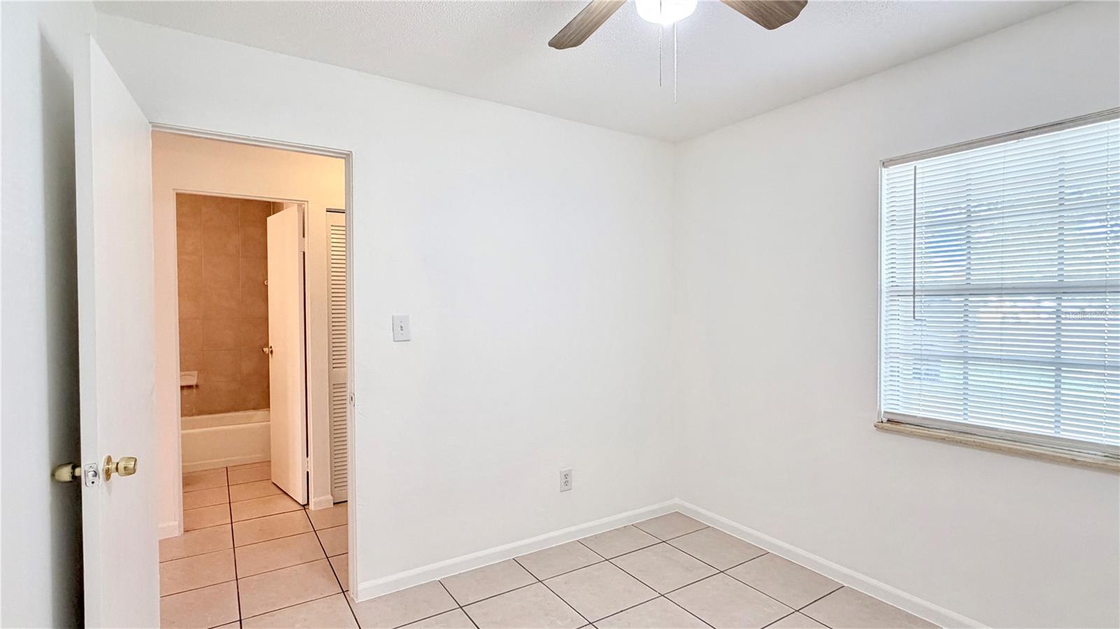 Image 22 of 25 For 302 Soldier Square