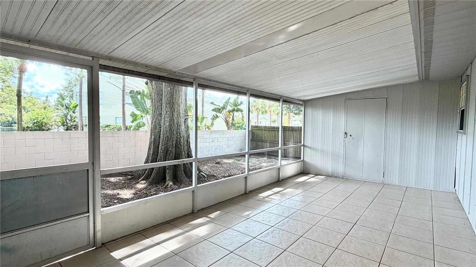 Image 23 of 25 For 302 Soldier Square