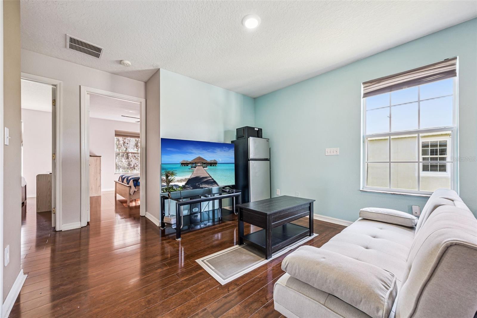 Image 24 of 57 For 596 Cresting Oak Circle 25