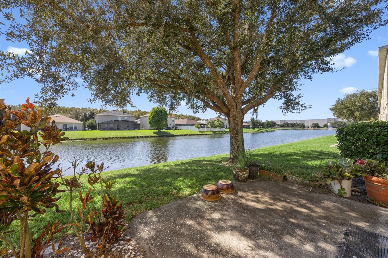 Image 40 of 57 For 596 Cresting Oak Circle 25