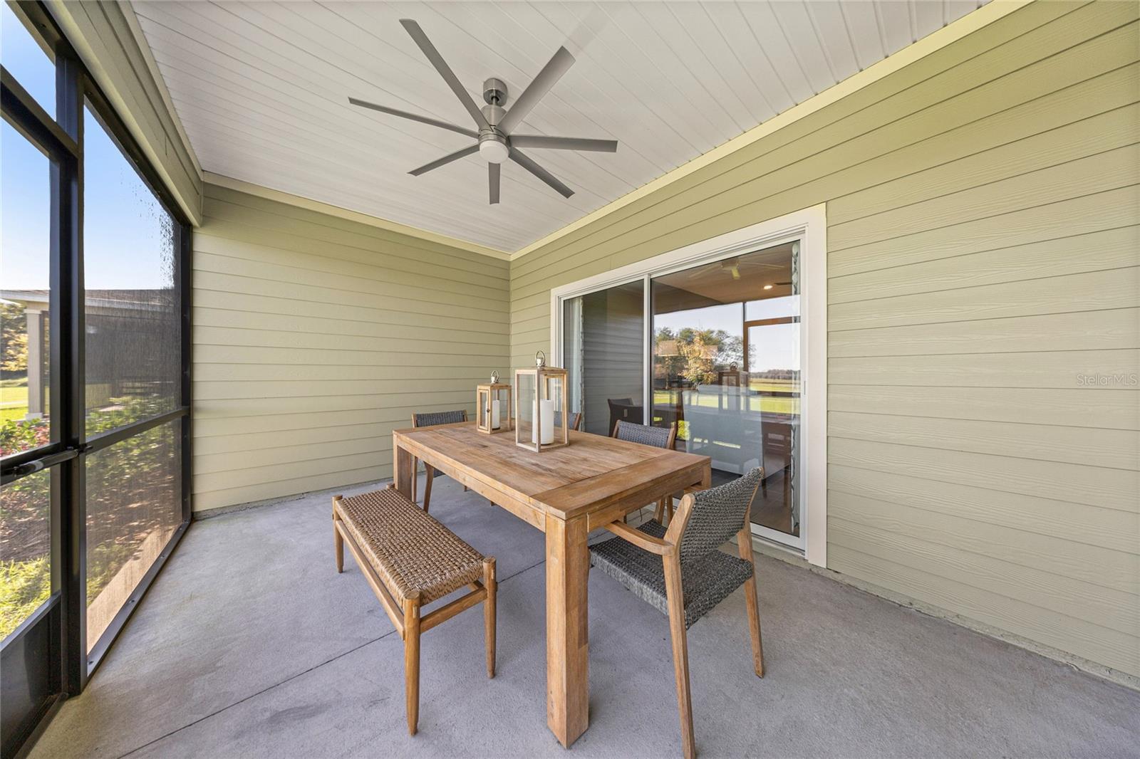 Image 20 of 27 For 12424 139th Court