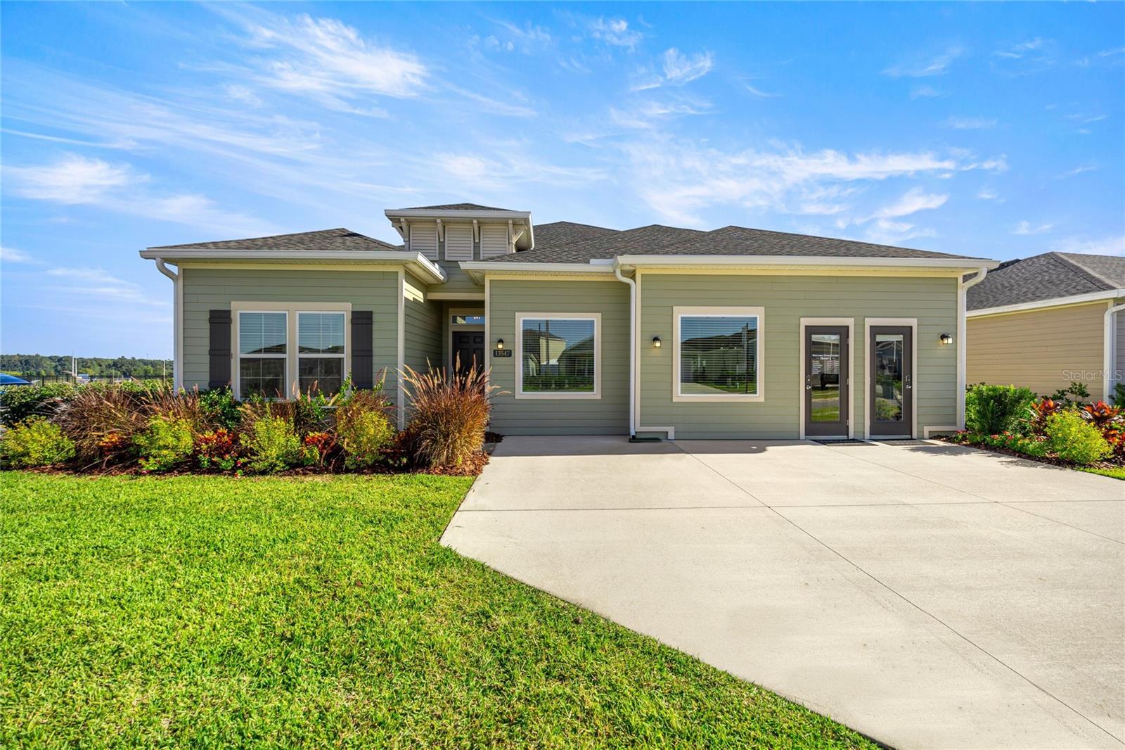 Image 6 of 27 For 12424 139th Court