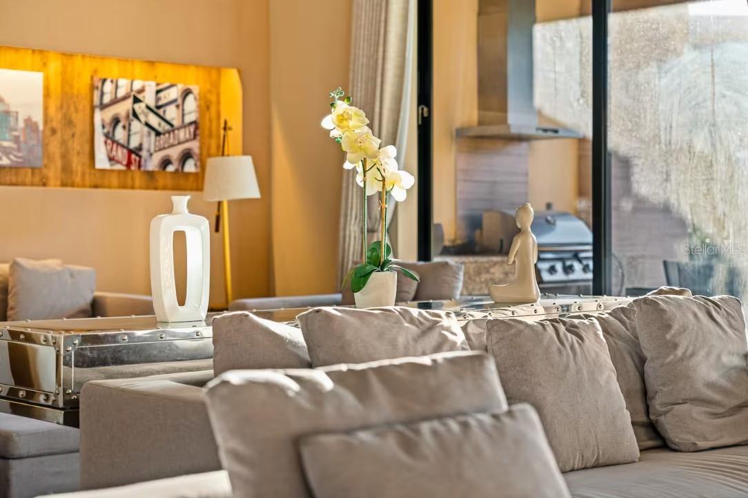 Image 10 of 39 For 7513 Brooklyn Drive