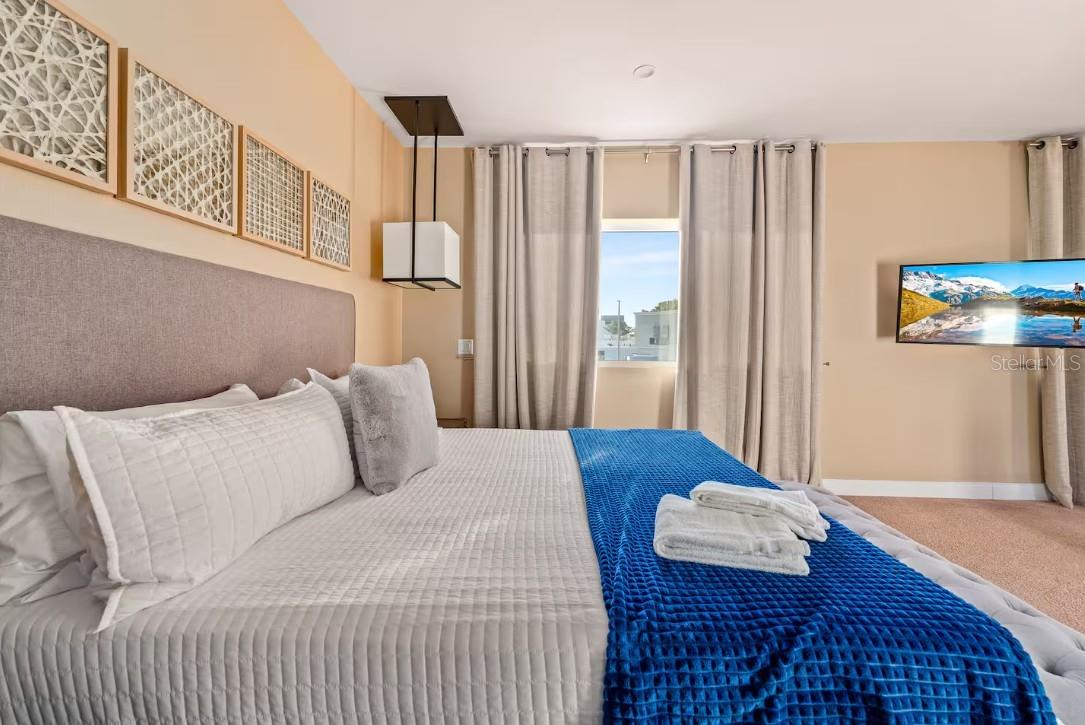 Image 25 of 39 For 7513 Brooklyn Drive