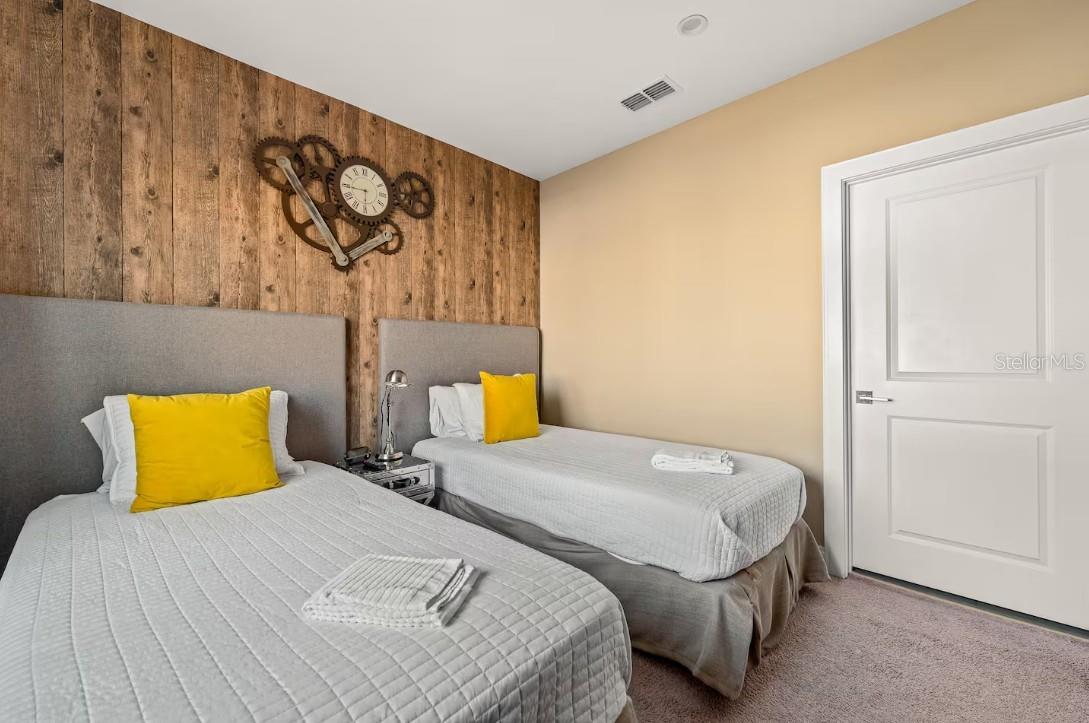 Image 31 of 39 For 7513 Brooklyn Drive