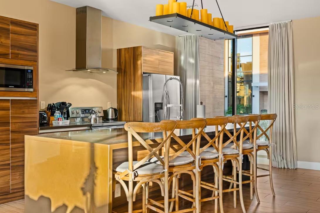 Image 6 of 39 For 7513 Brooklyn Drive