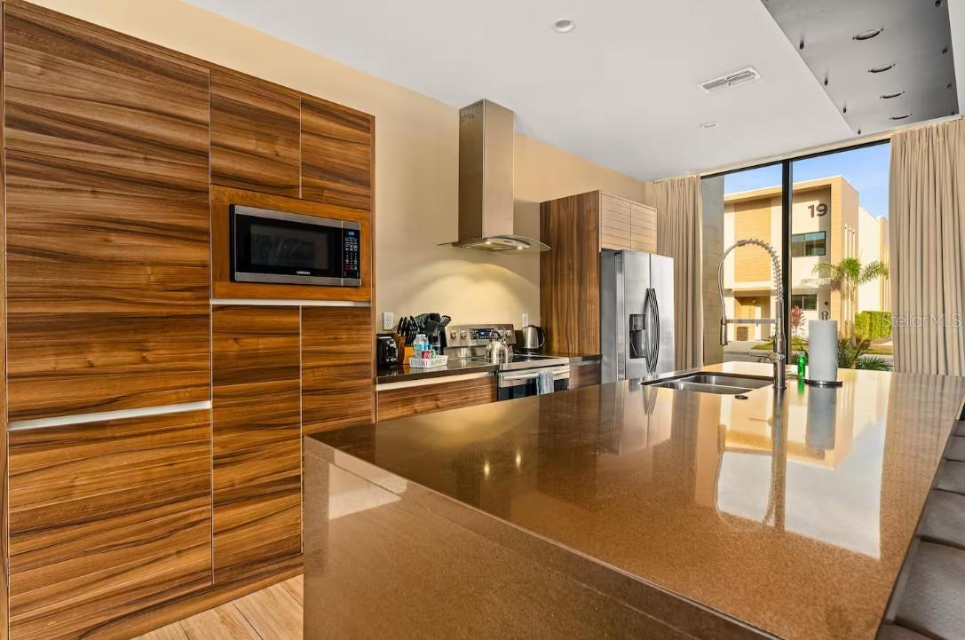 Image 7 of 39 For 7513 Brooklyn Drive