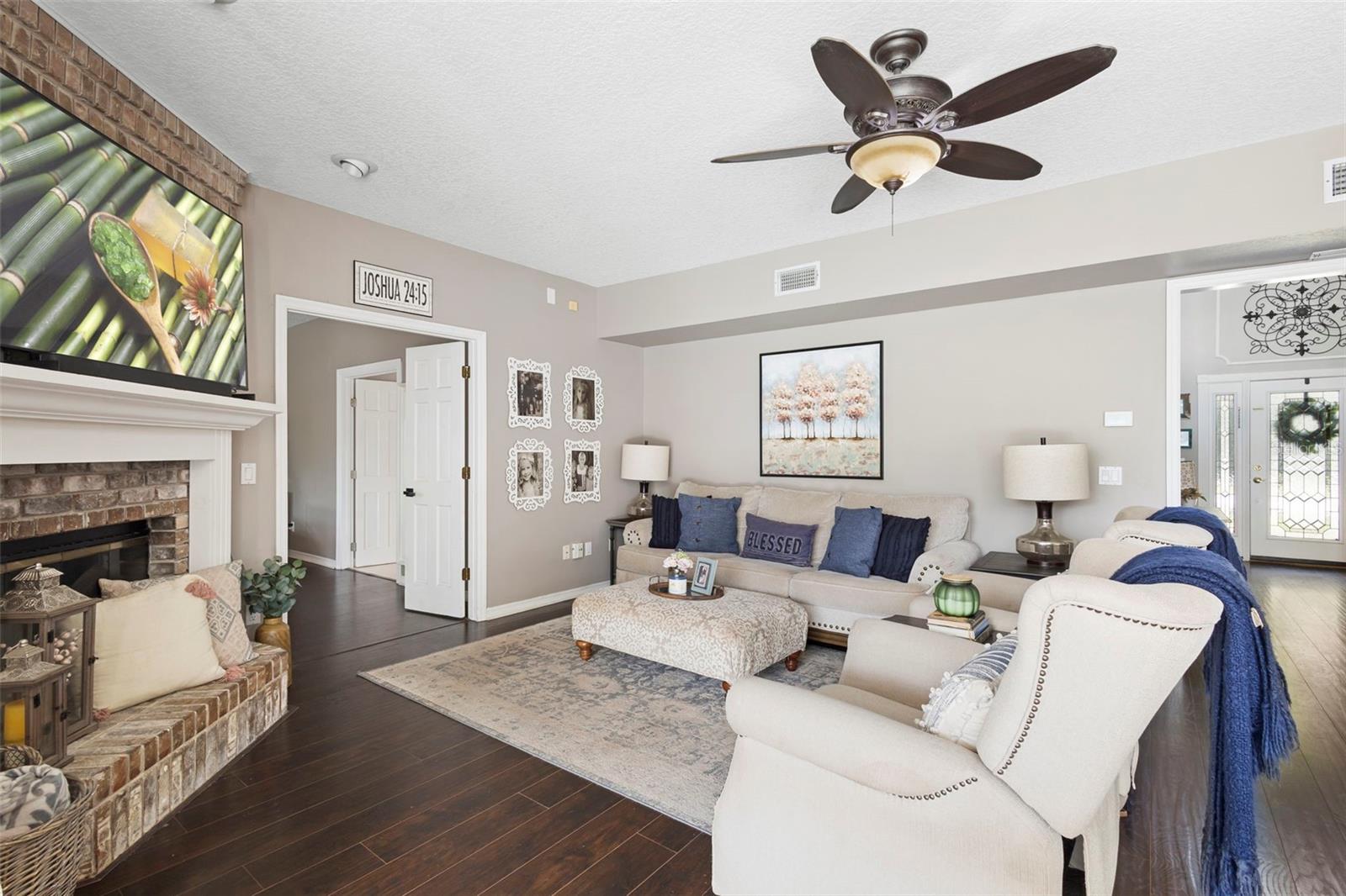 Image 15 of 66 For 303 Remington Drive