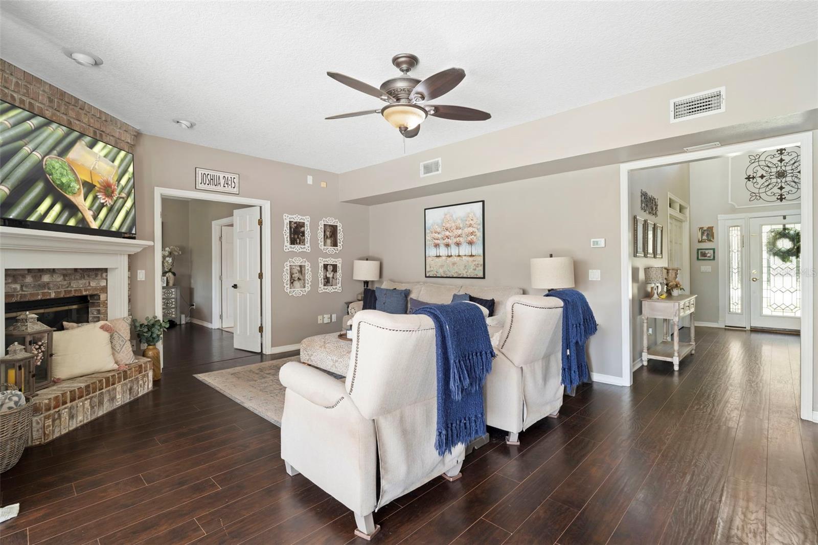 Image 18 of 66 For 303 Remington Drive