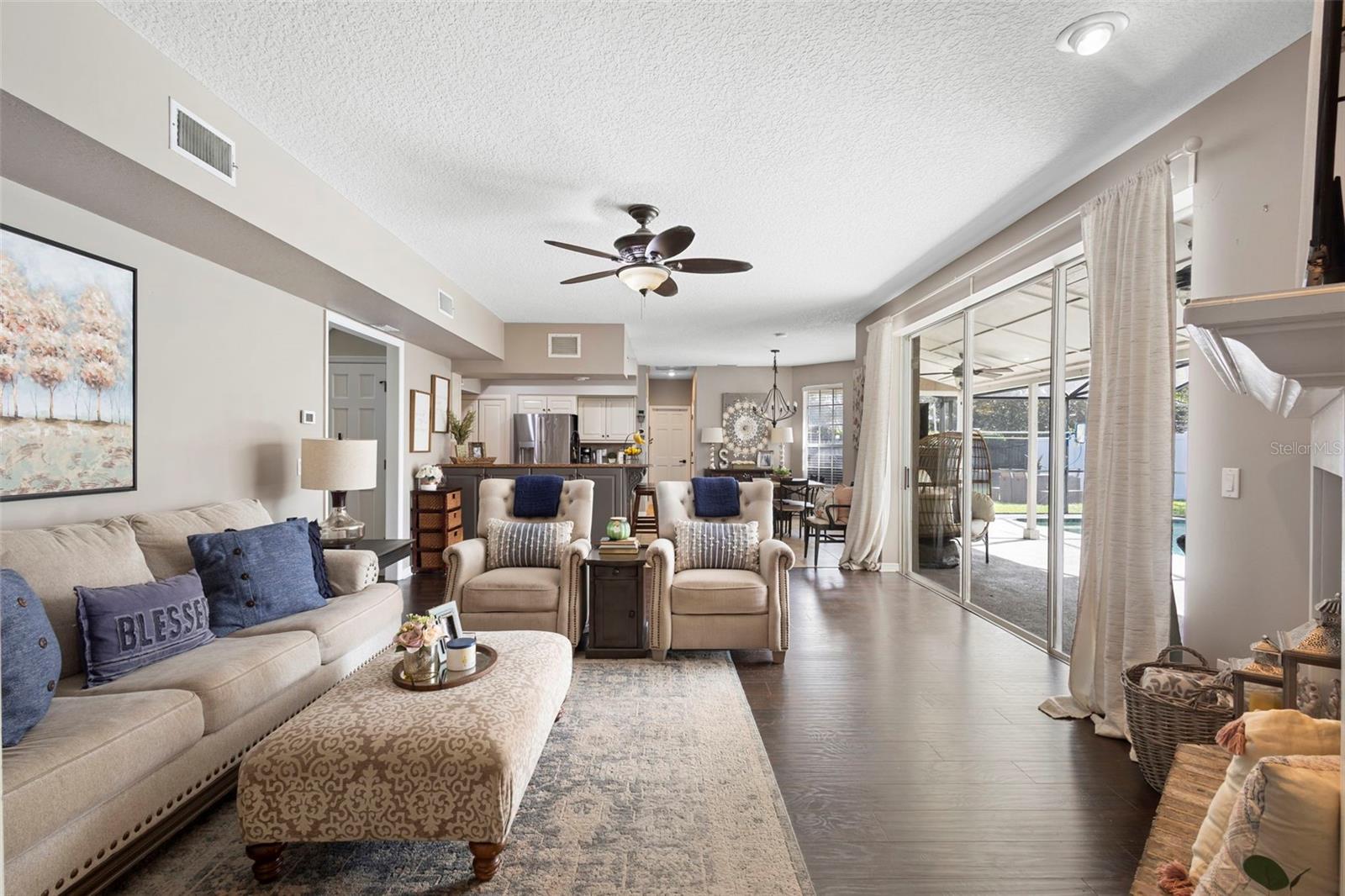 Image 19 of 66 For 303 Remington Drive