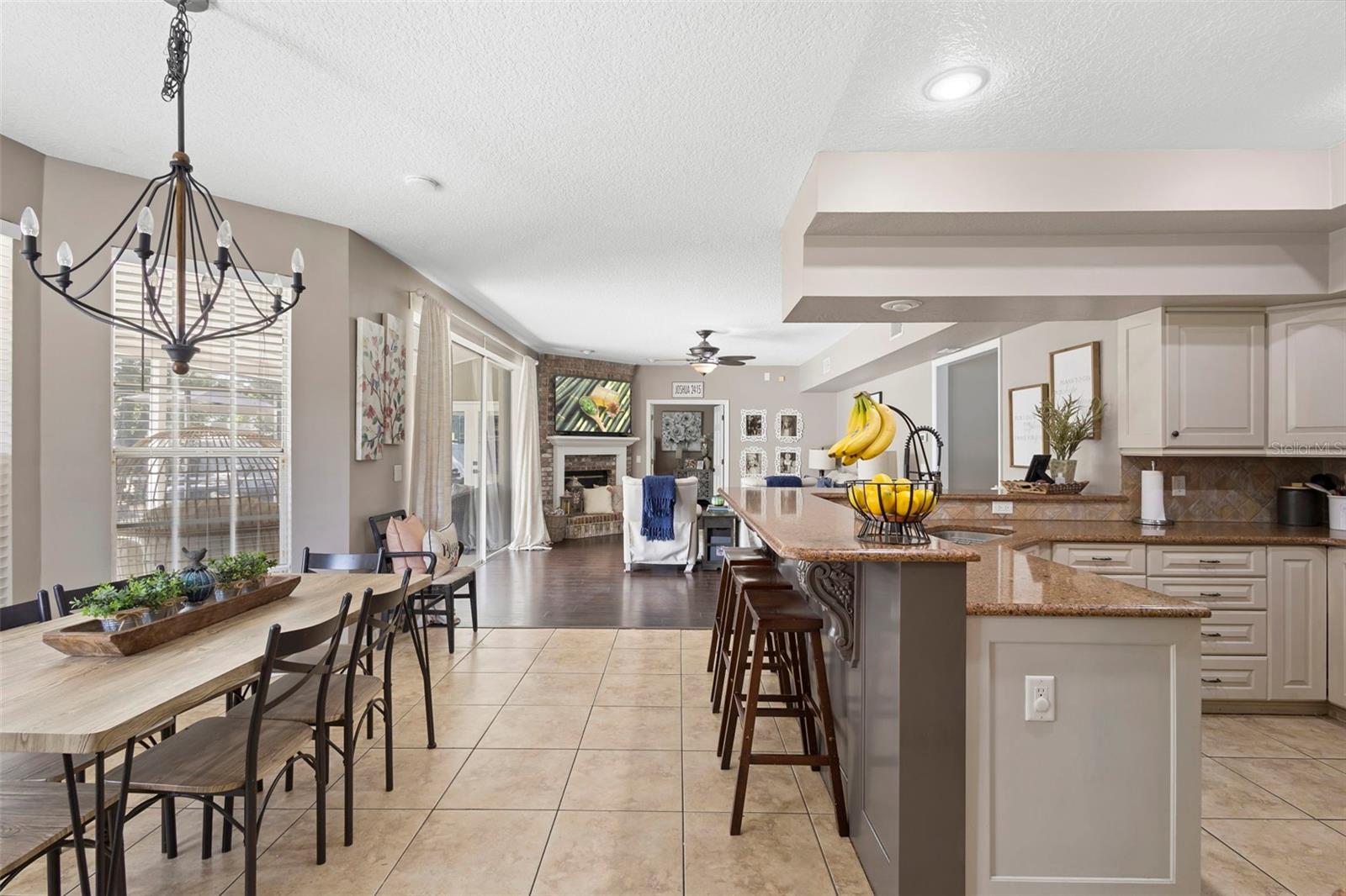 Image 24 of 66 For 303 Remington Drive