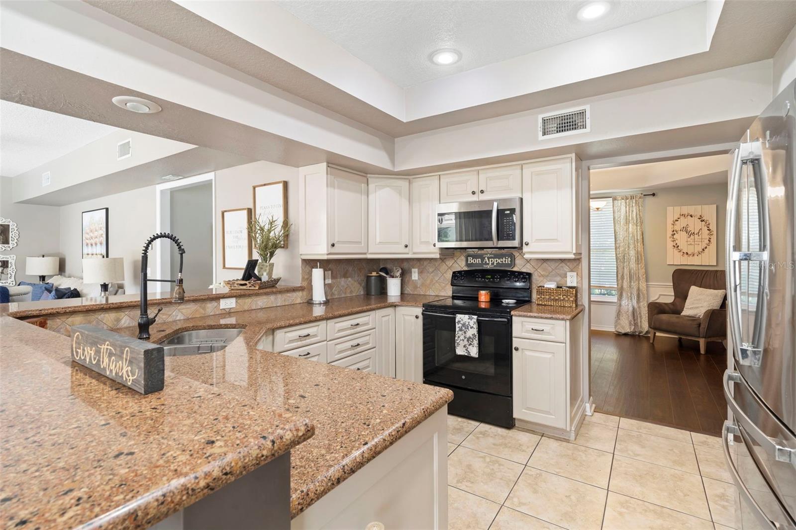 Image 29 of 66 For 303 Remington Drive