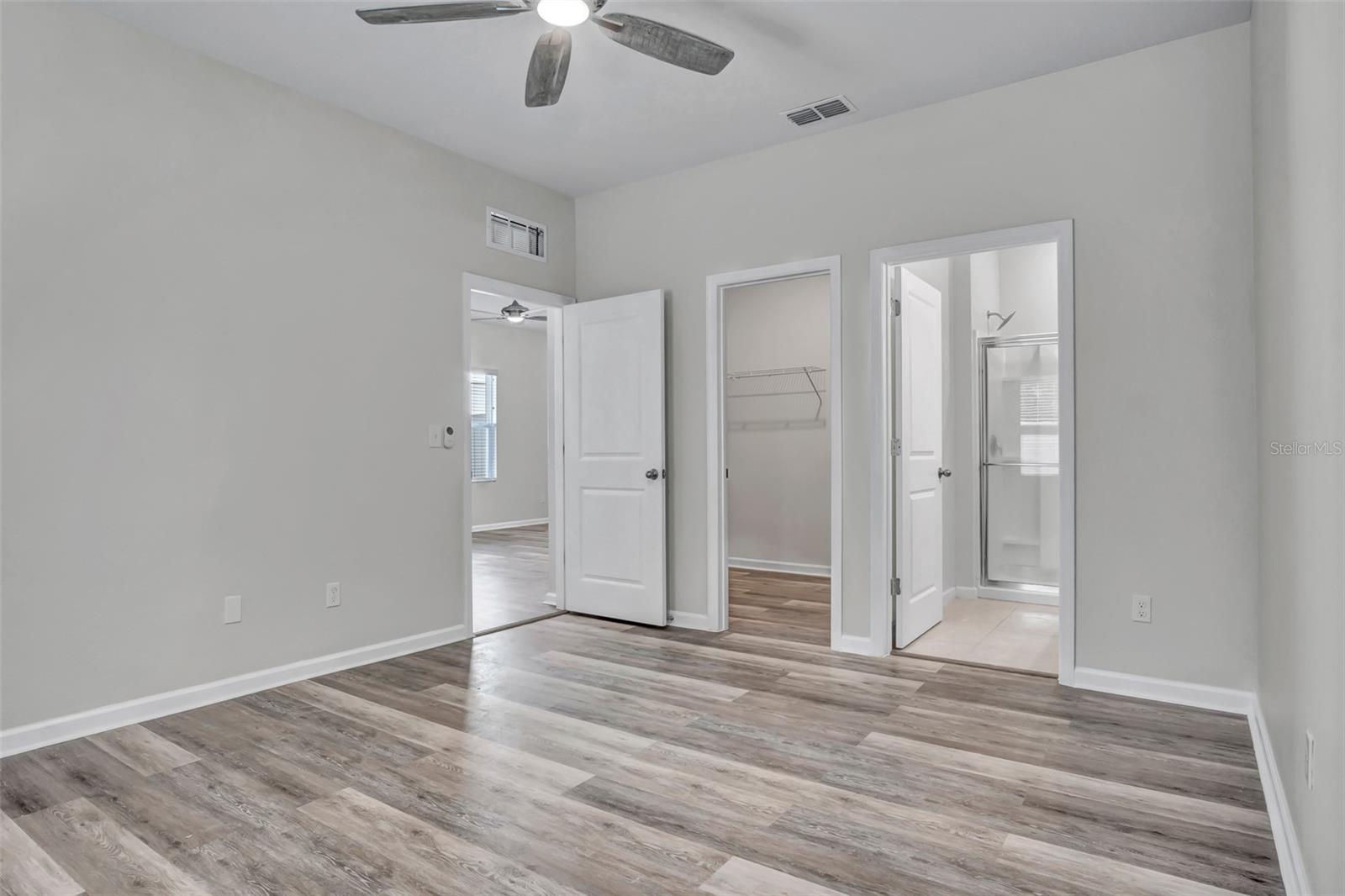 Image 13 of 24 For 1096 Cades Cove Way