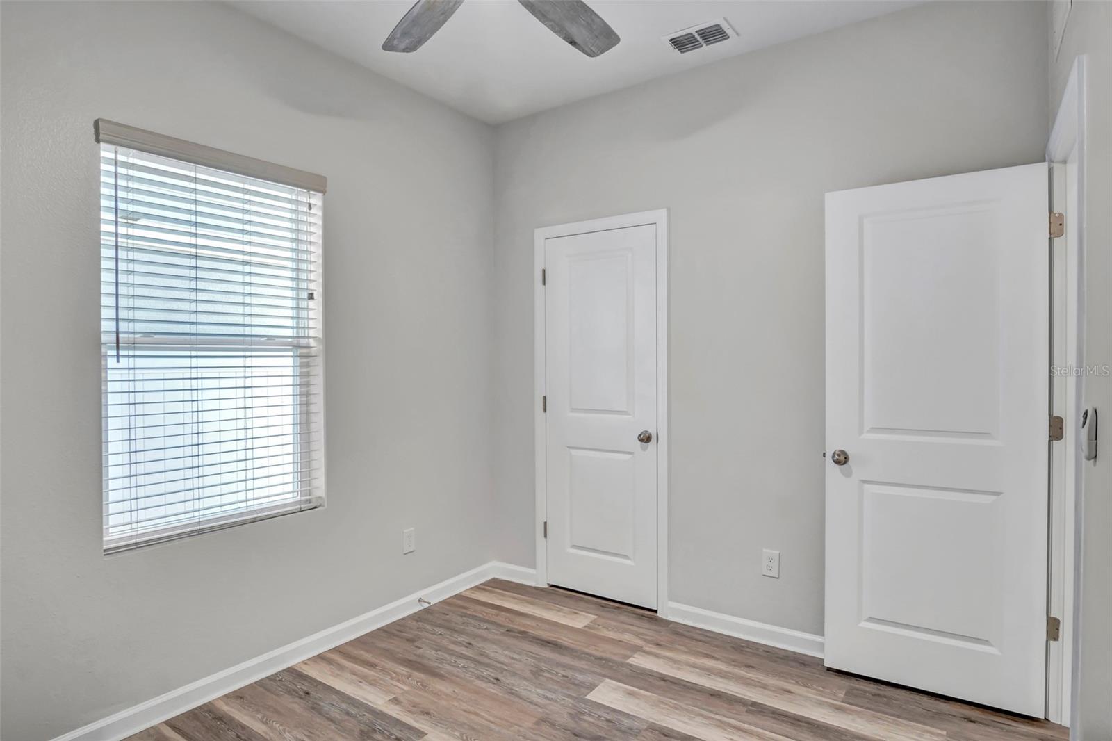 Image 16 of 24 For 1096 Cades Cove Way