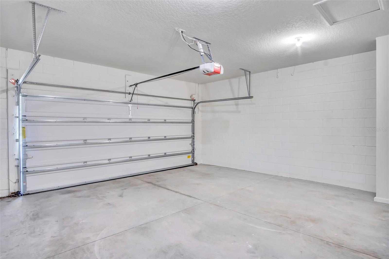 Image 19 of 24 For 1096 Cades Cove Way