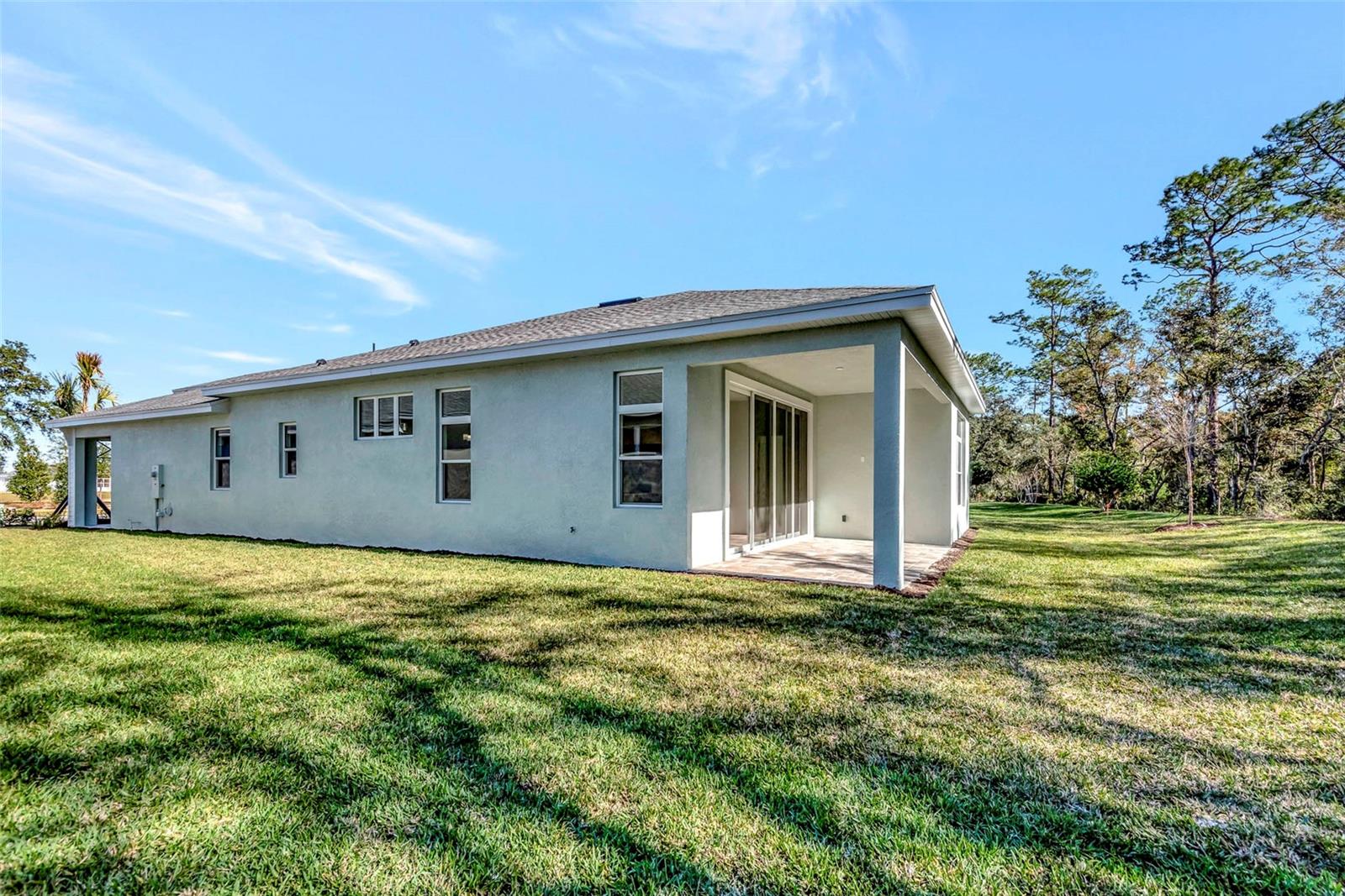 Listing photo id 25 for 1058 Liliana Drive