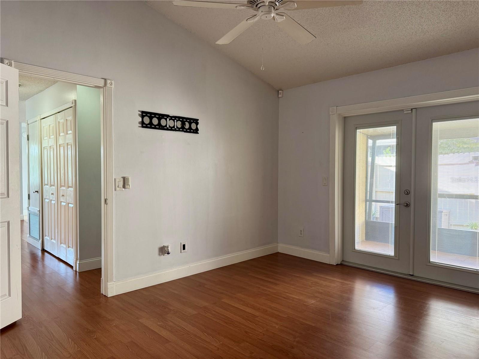 Image 13 of 32 For 668 Olympic Drive 1