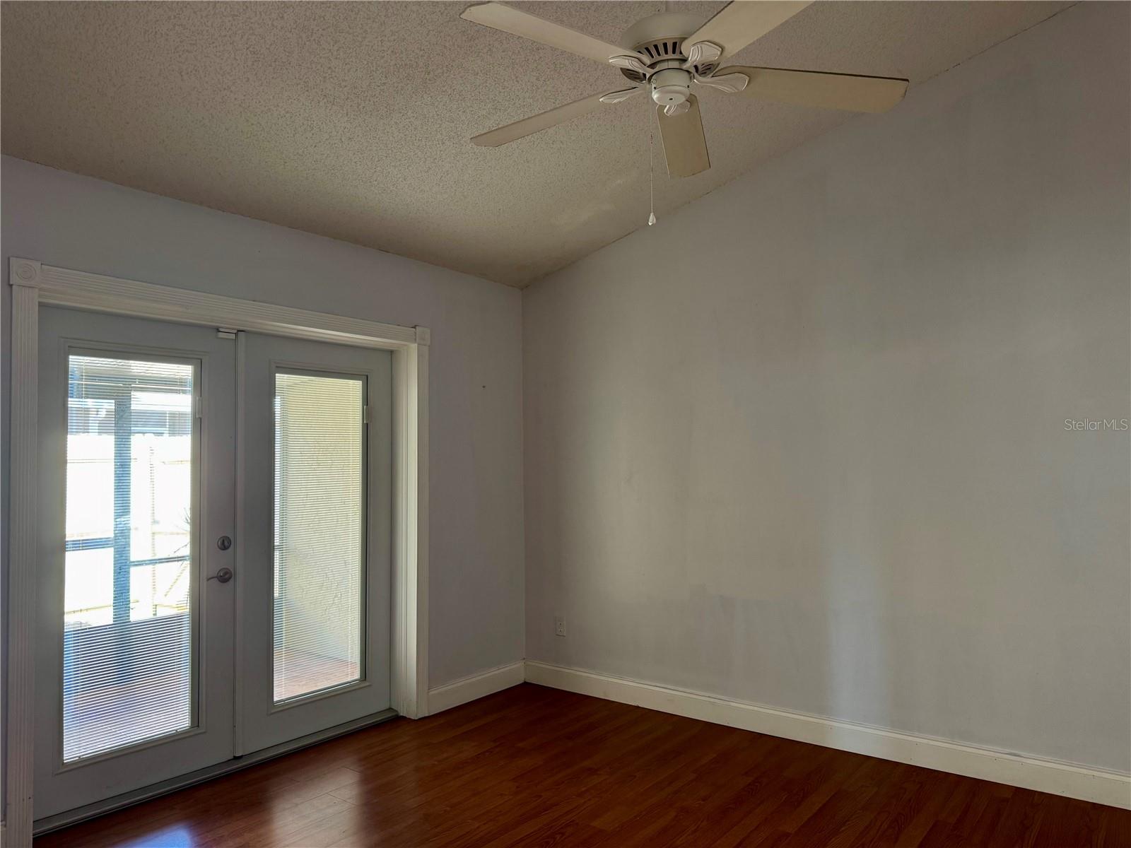 Image 14 of 32 For 668 Olympic Drive 1