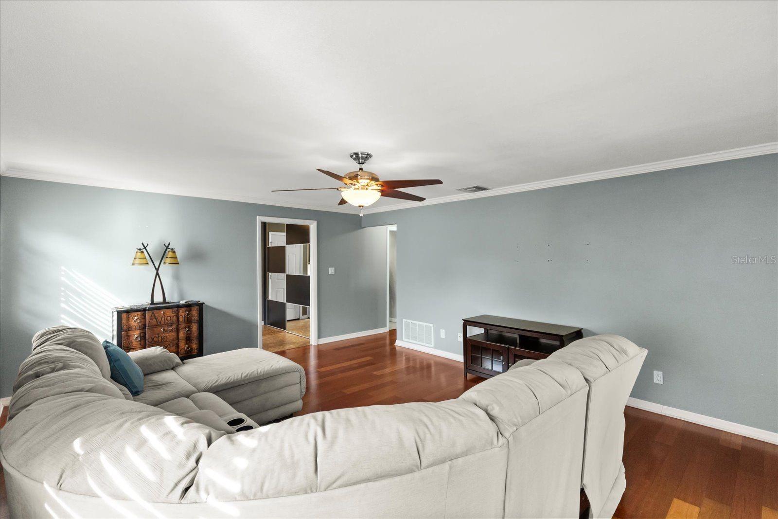 Image 4 of 40 For 1561 Mac Charles Court