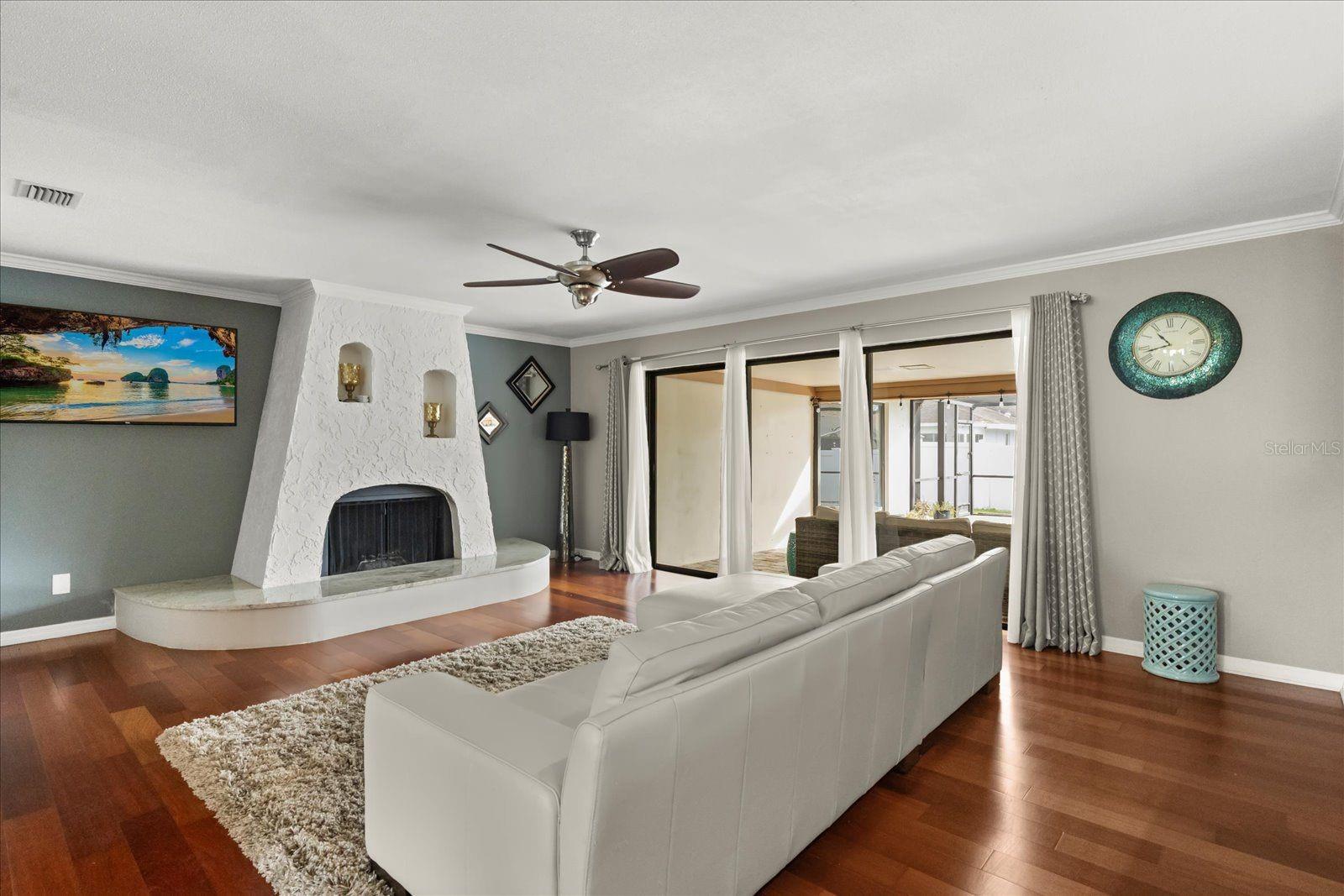 Image 5 of 40 For 1561 Mac Charles Court