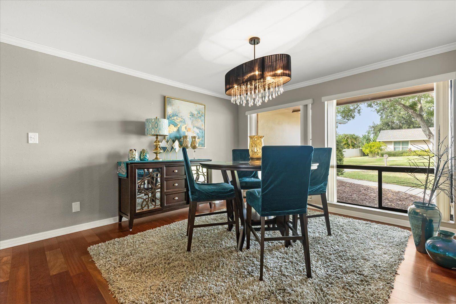 Image 7 of 40 For 1561 Mac Charles Court