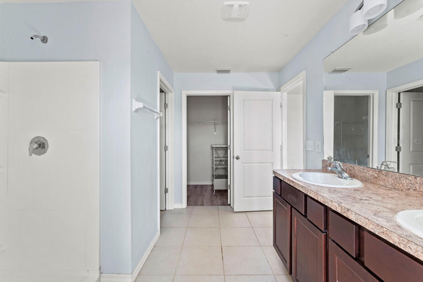 Image 16 of 37 For 10019 Geese Trail Circle