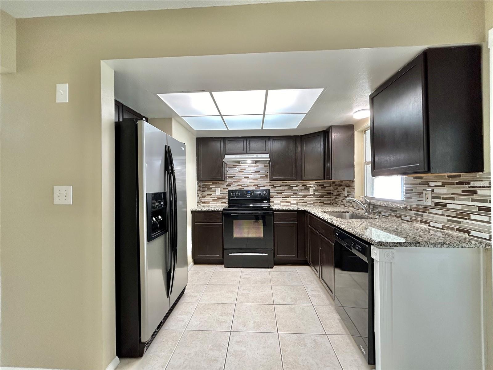 Image 7 of 22 For 300 3rd Street