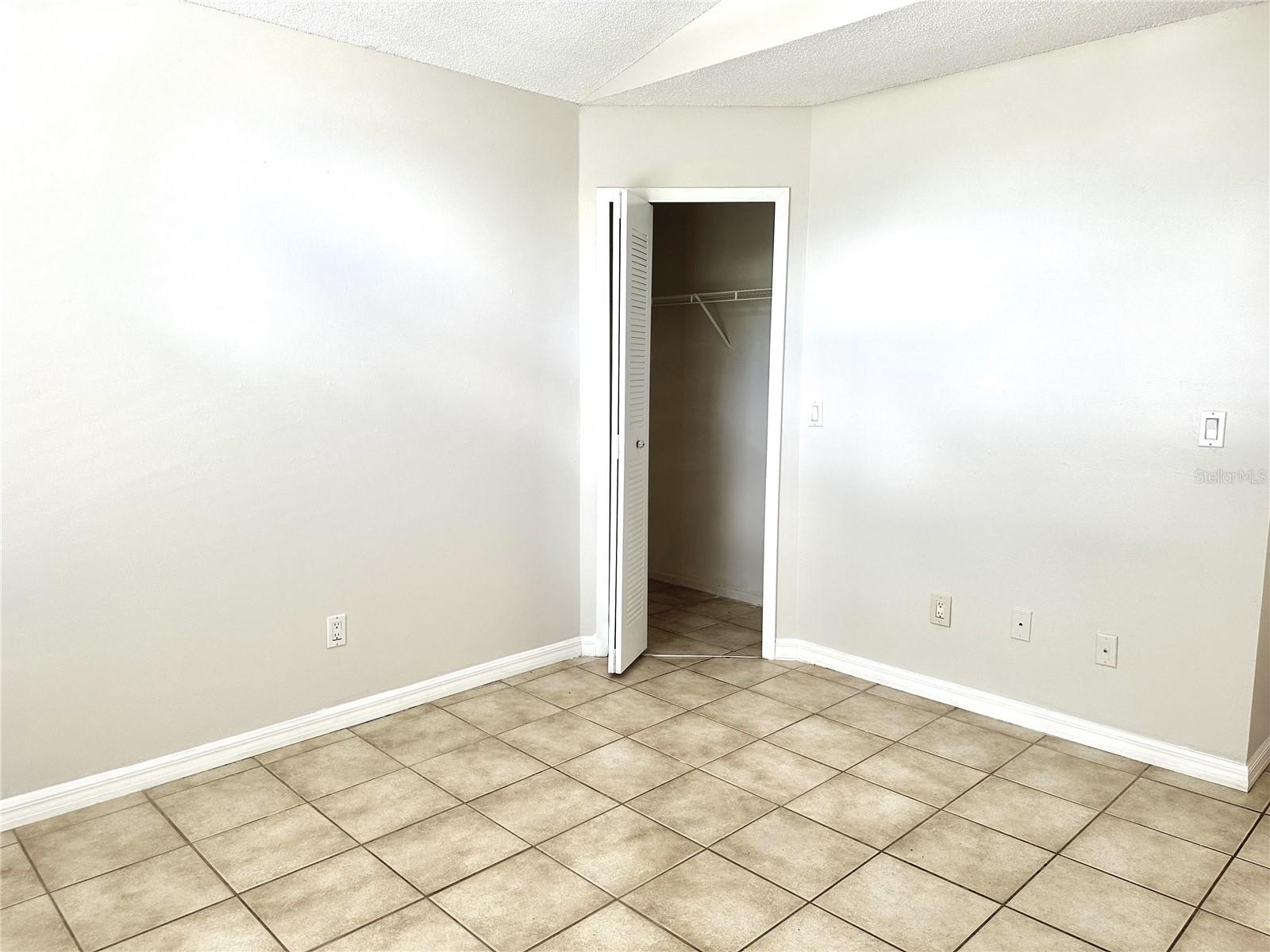 Image 27 of 49 For 3034 Senna Court