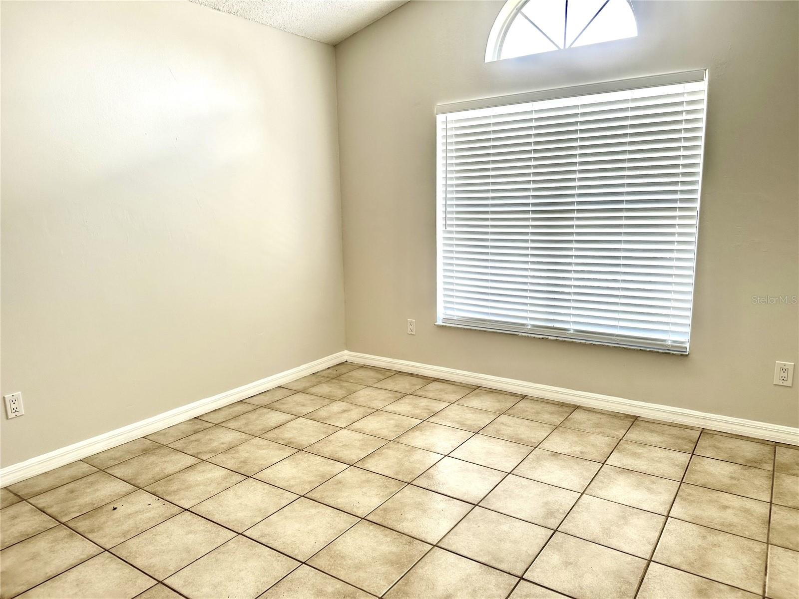 Image 28 of 49 For 3034 Senna Court