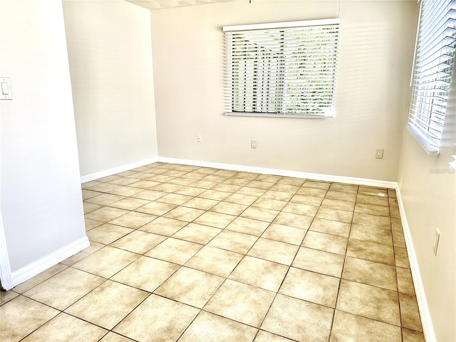 Image 32 of 49 For 3034 Senna Court