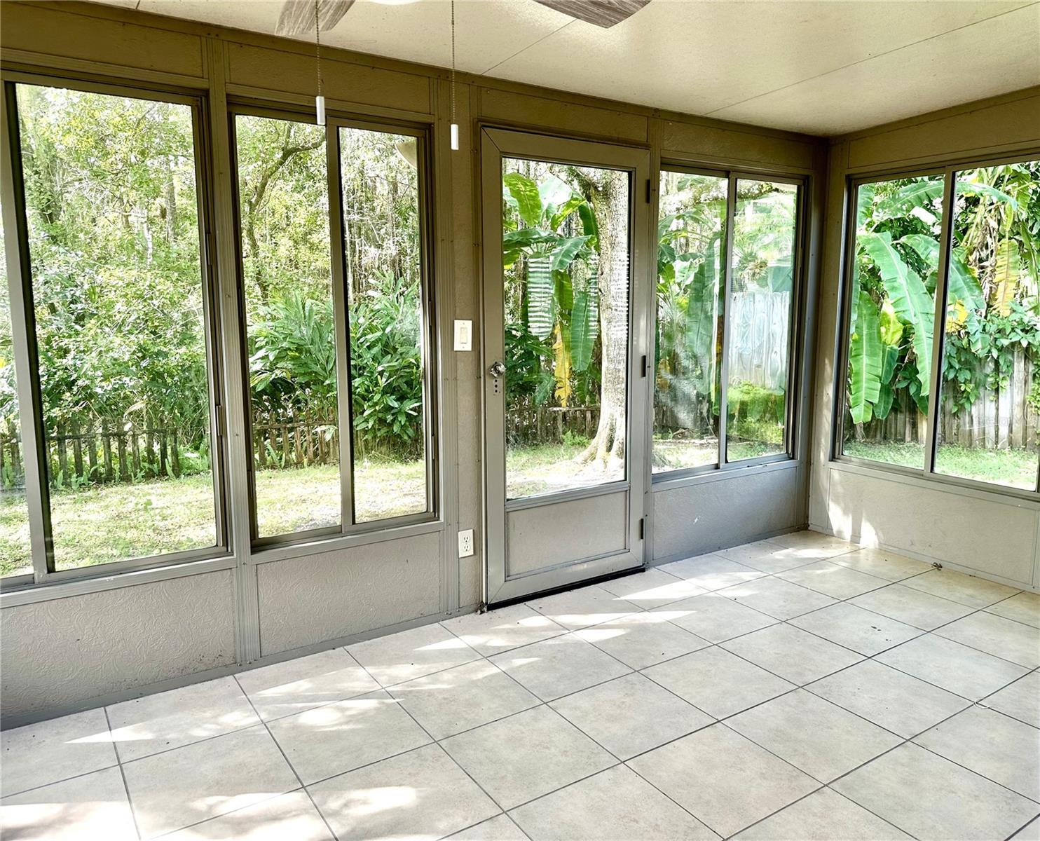 Image 37 of 49 For 3034 Senna Court