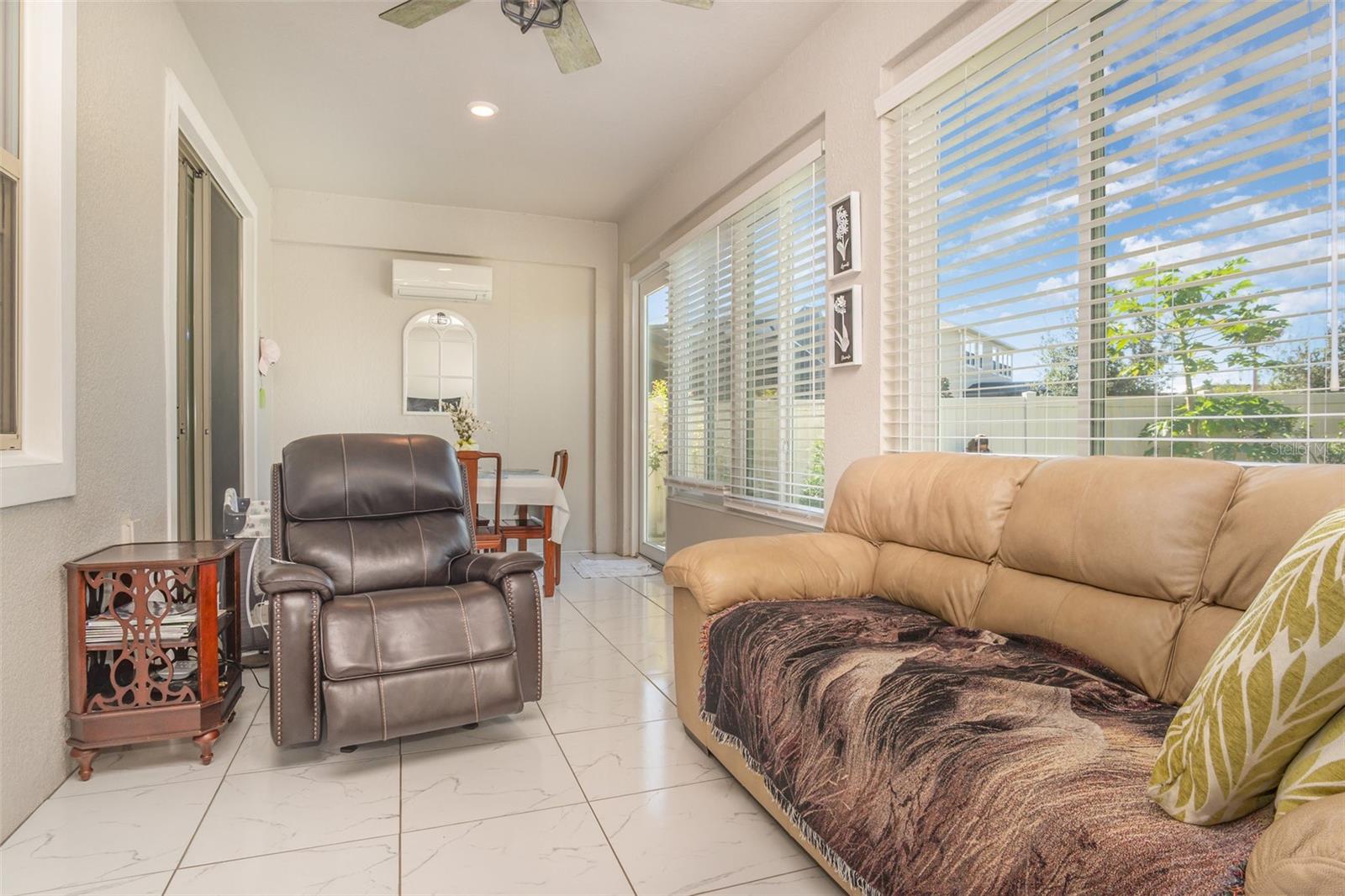 Image 23 of 39 For 310 Wooded Vine Drive