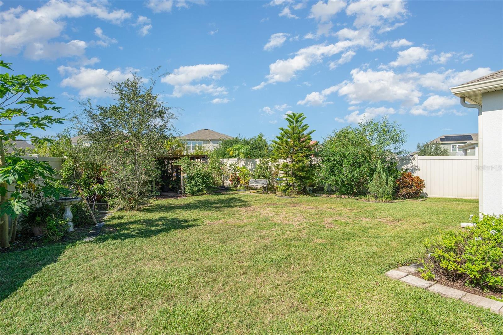 Image 27 of 39 For 310 Wooded Vine Drive